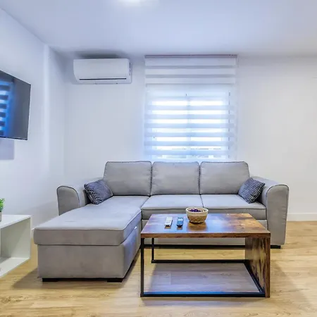 Apartment Almedina *